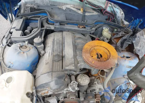 1999 BMW M z USA, uszkodzony, nr VIN WBSCM9332XLC60352